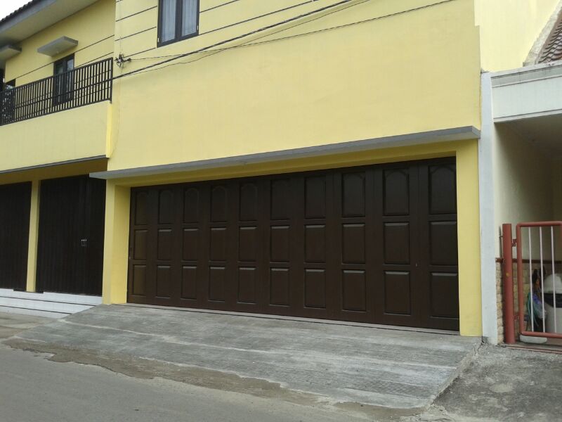 Pintu Garasi Besi